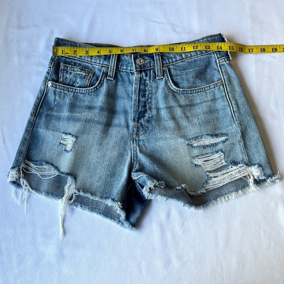 7 for All Mankind Monroe Cut-Off Shorts - Picture 5 of 13